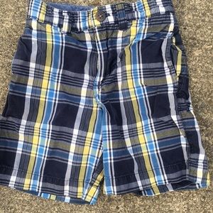 Gap plaid shorts